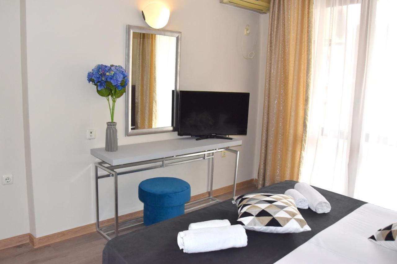 Apart Hotel Primavera 2 Primorsko Luaran gambar