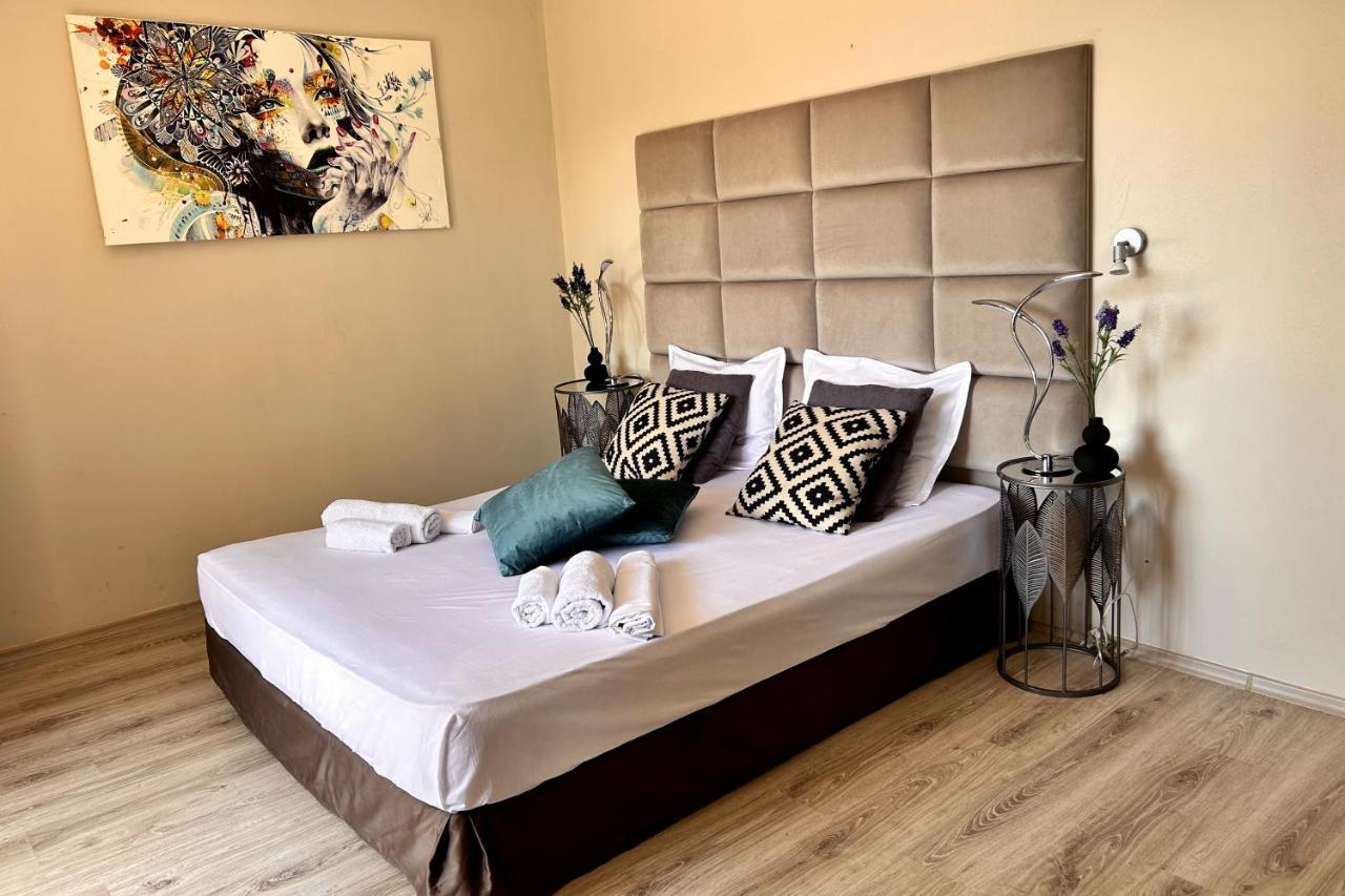 Apart Hotel Primavera 2 Primorsko Luaran gambar