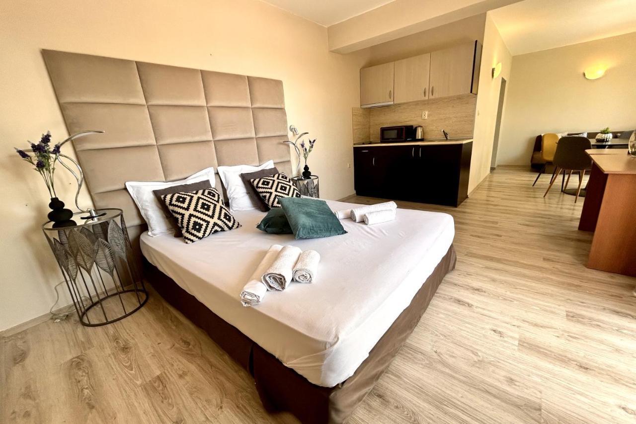 Apart Hotel Primavera 2 Primorsko Luaran gambar