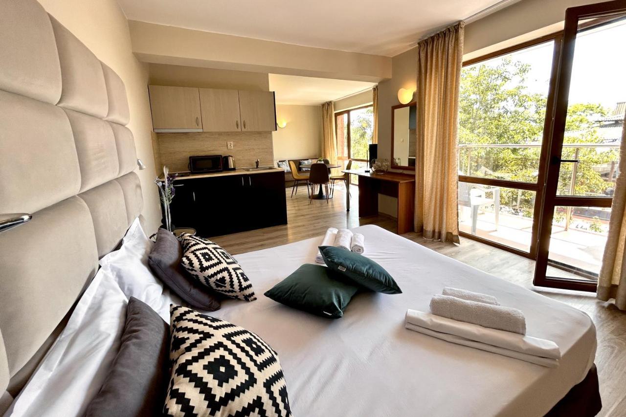 Apart Hotel Primavera 2 Primorsko Luaran gambar